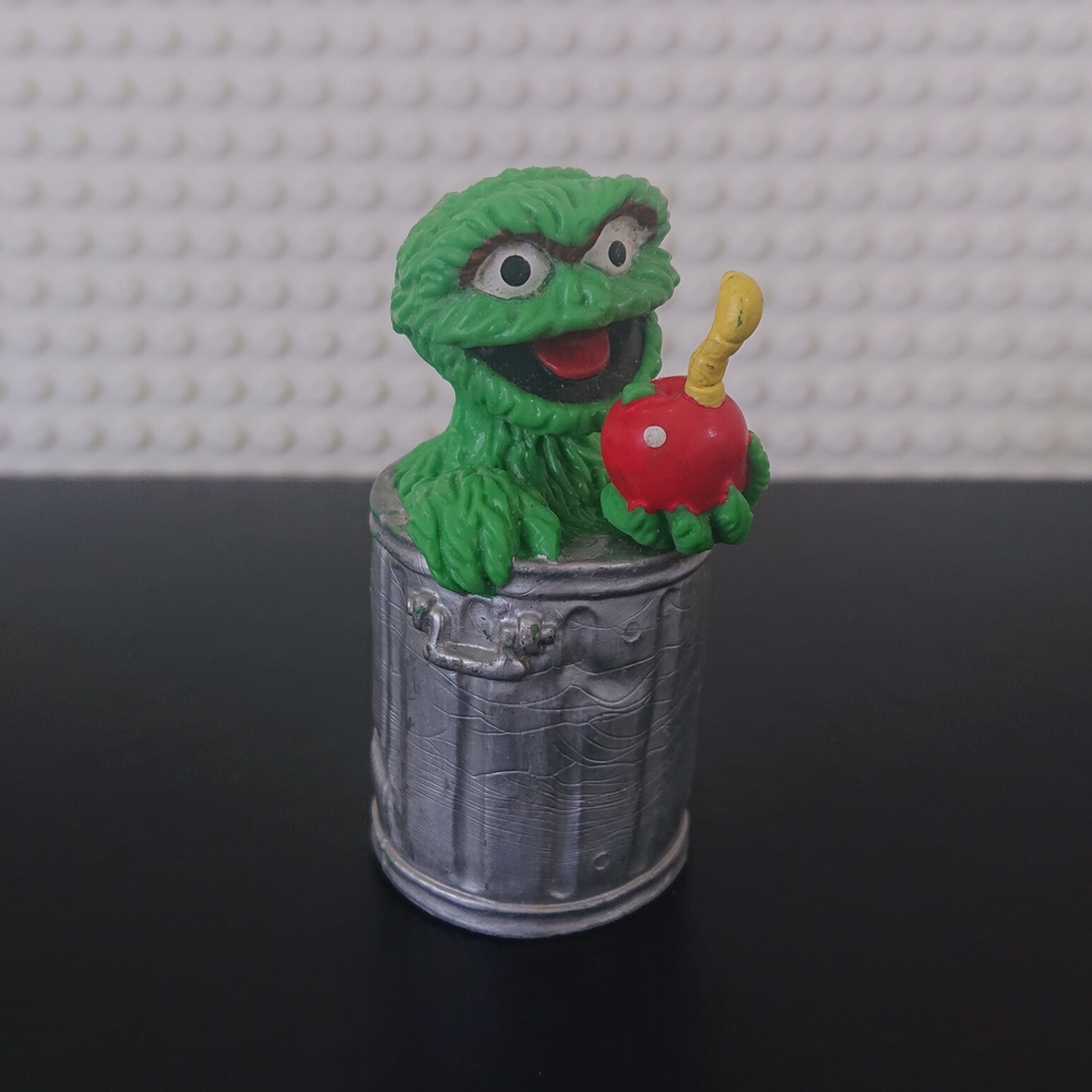 Applause - Jim Henson Sesame Street - Oscar the Grouch - PVC Cake Topper